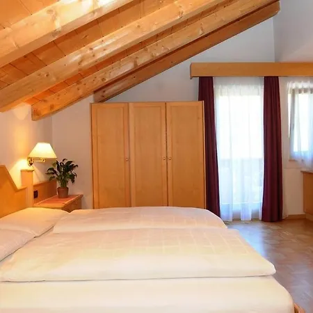 Edelweiss Couette-café San Cassiano (Badia)